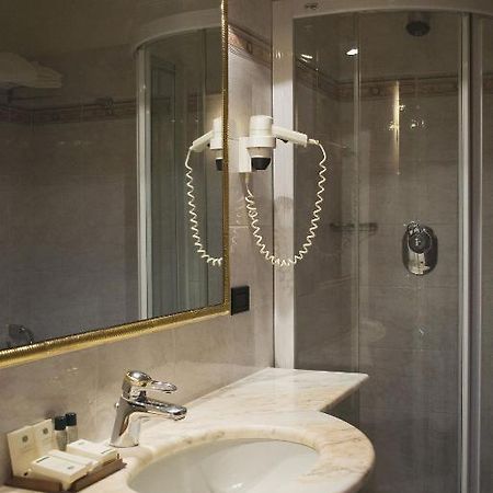 Hotel Claudiani Macerata Habitación foto