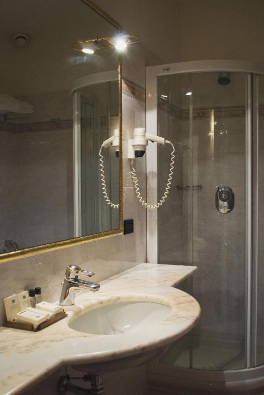 Hotel Claudiani Macerata Habitación foto