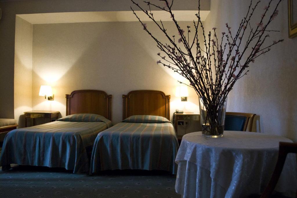 Hotel Claudiani Macerata Habitación foto
